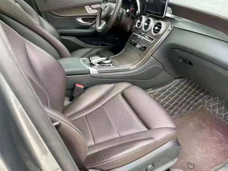 北京18年奔驰GLC7