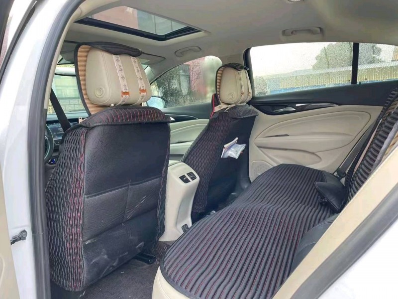 北京18年别克君威5