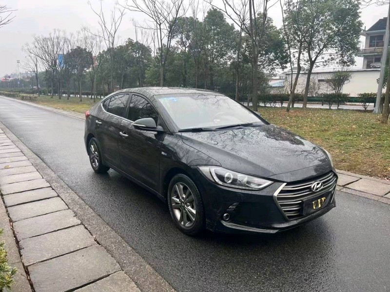 嘉兴17年现代领动2