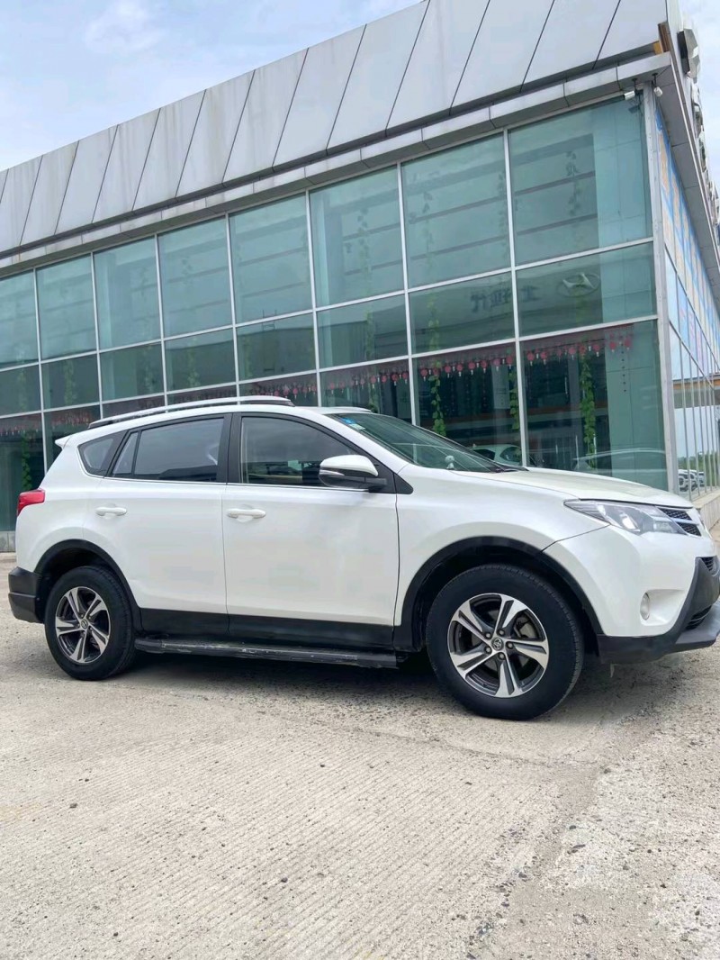 雞西16年豐田RAV4榮放2