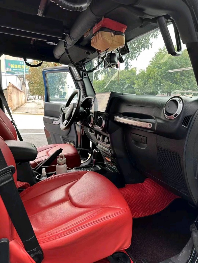 济南17年Jeep牧马人6