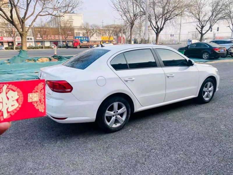 济南18年大众朗逸5