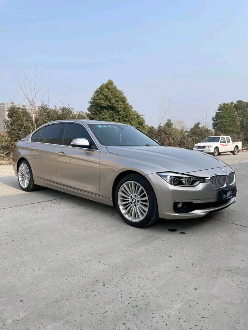 北京18年宝马3系3