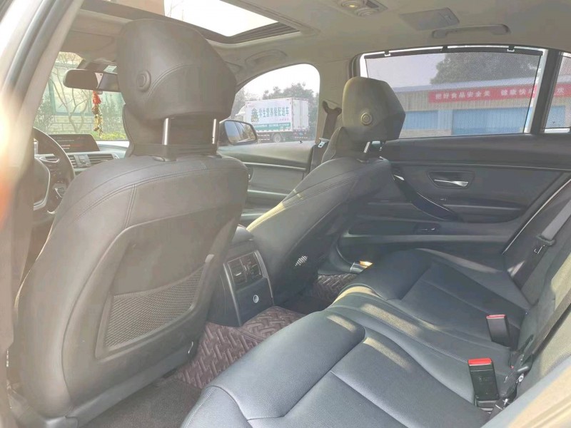 北京18年宝马3系5