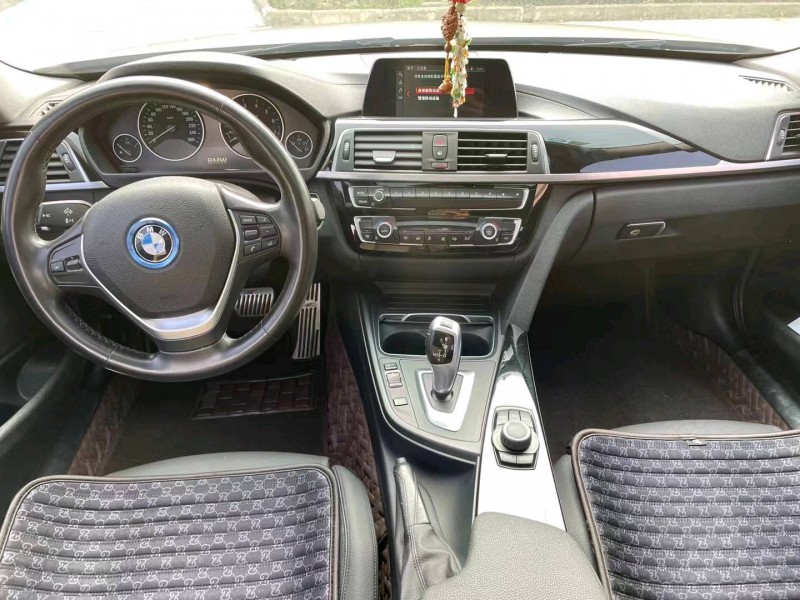 北京18年宝马3系7