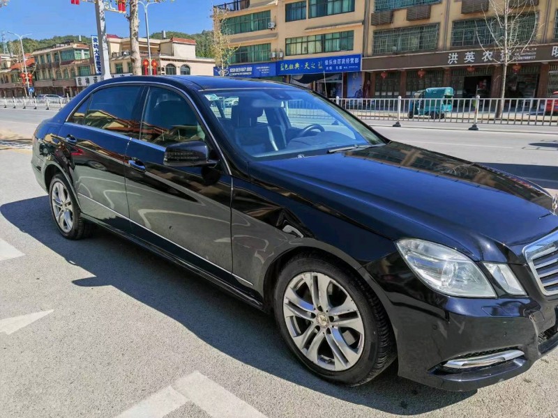 宜春11年奔驰E6