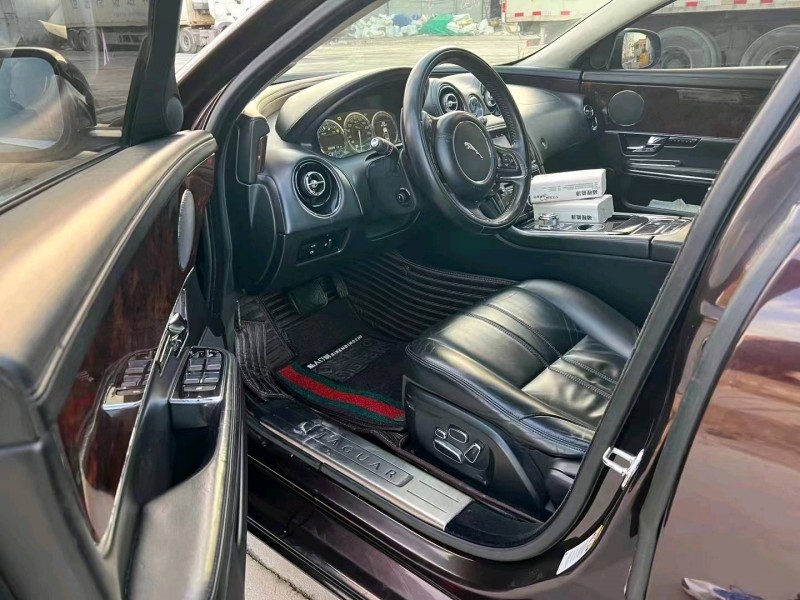 济南12年捷豹XJL5