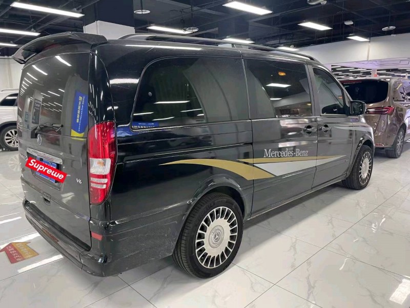 宜春12年奔驰威霆2