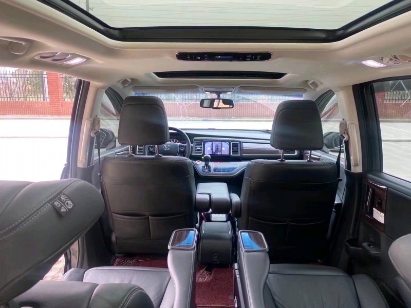 宜昌20年本田艾力绅5