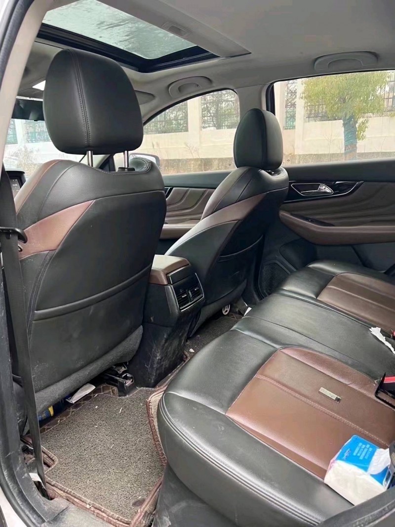 宜昌18年东风AX7pro8