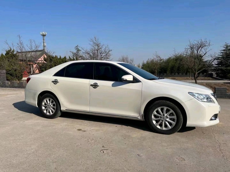 济南14年丰田凯美瑞7