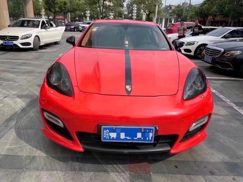 常州13年保时捷帕拉梅拉9