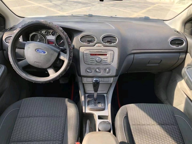 枣庄14年福特福克斯5