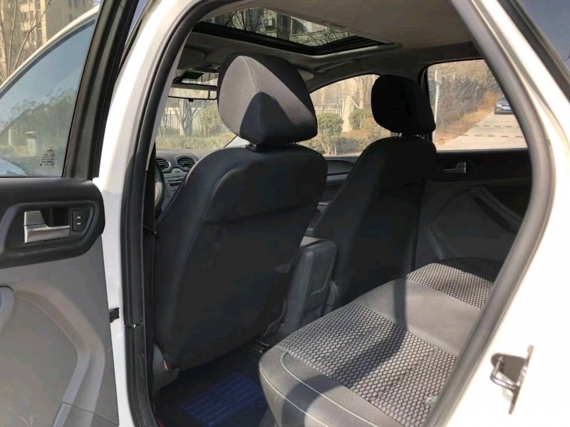 枣庄14年福特福克斯4