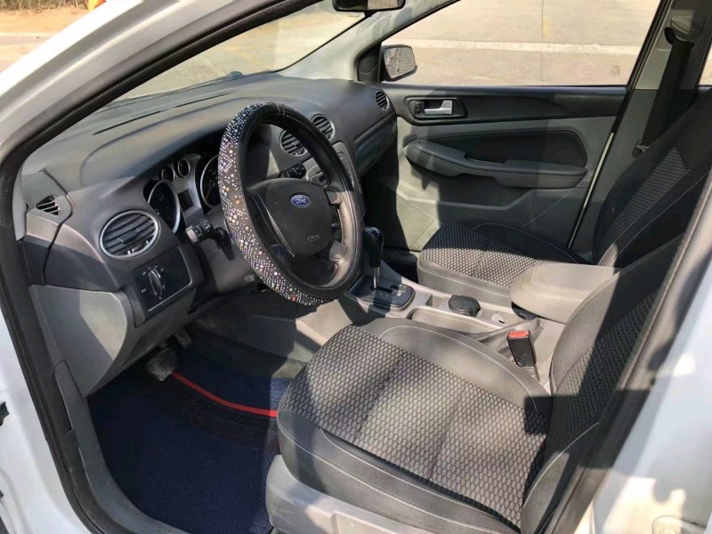 枣庄14年福特福克斯2