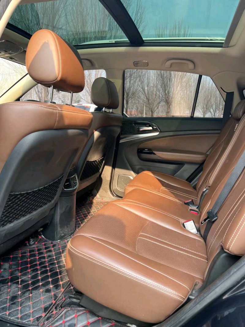 北京16年比亚迪唐4