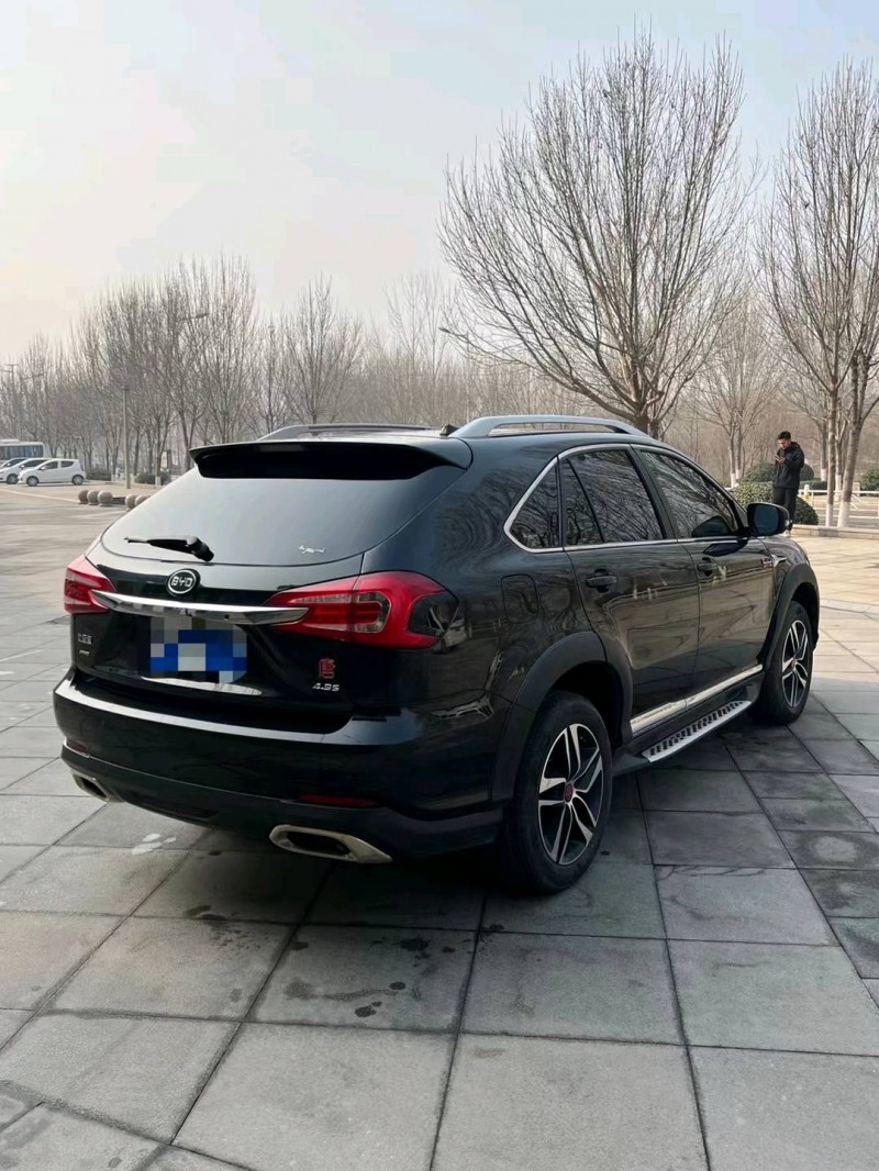 北京16年比亚迪唐3