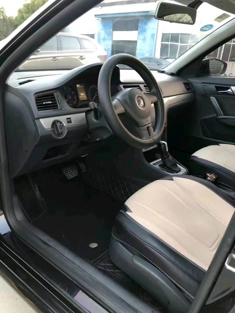 北京17年大众朗逸5