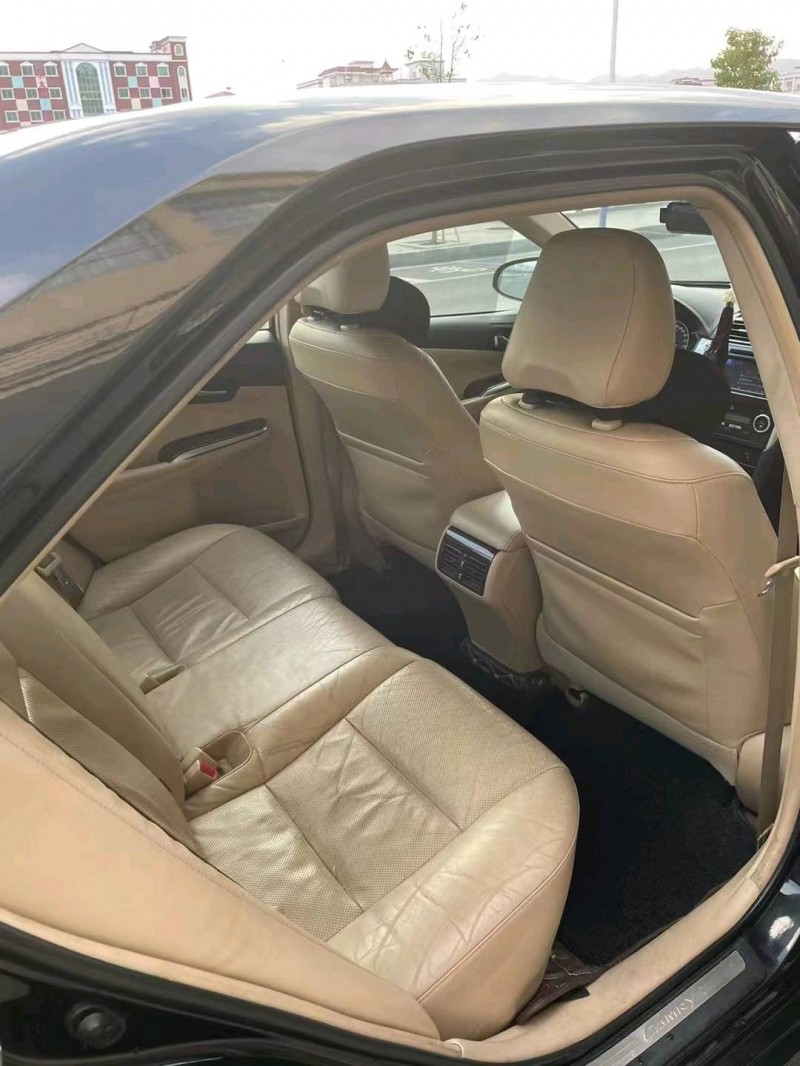 济南12年丰田凯美瑞2