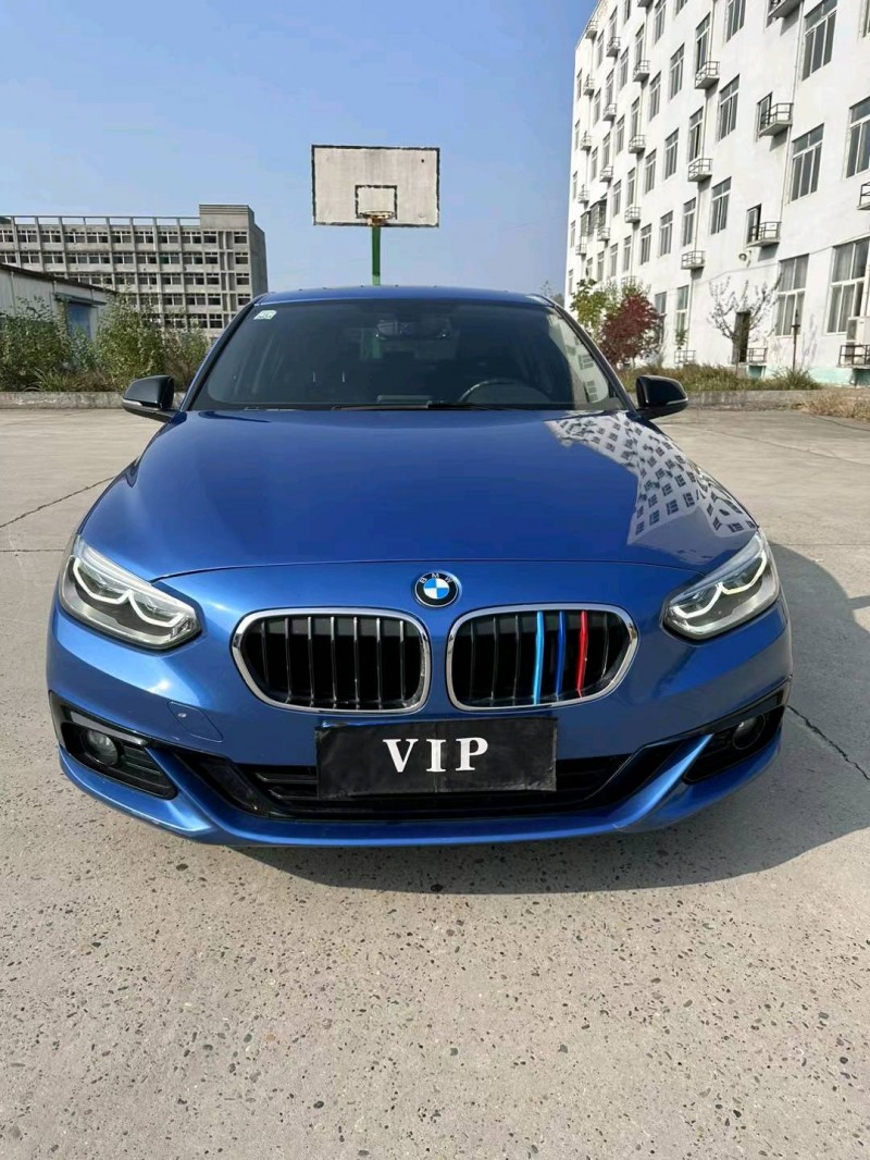 北京19年宝马1系9