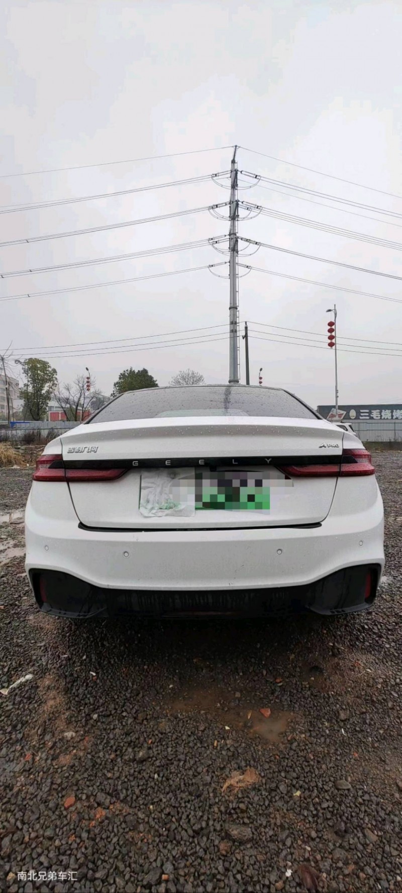 济南22年吉利几何4