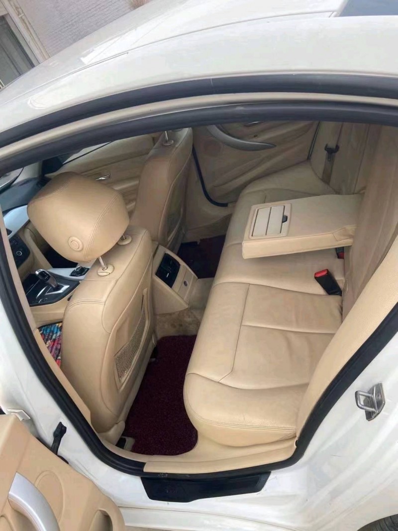 北京13年宝马3系5