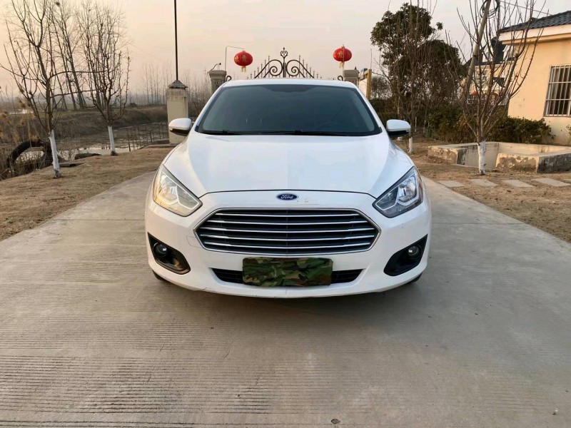 徐州18年福特福睿斯1