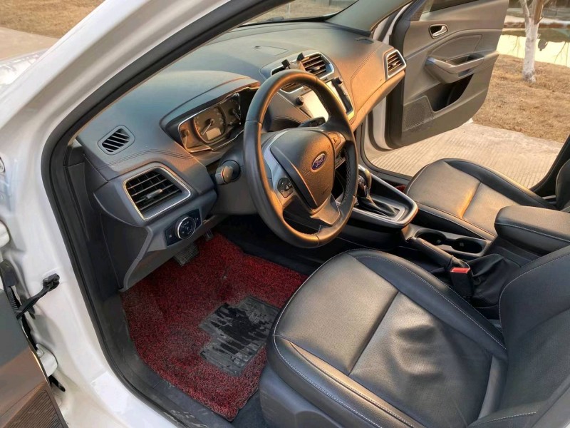 徐州18年福特福睿斯6