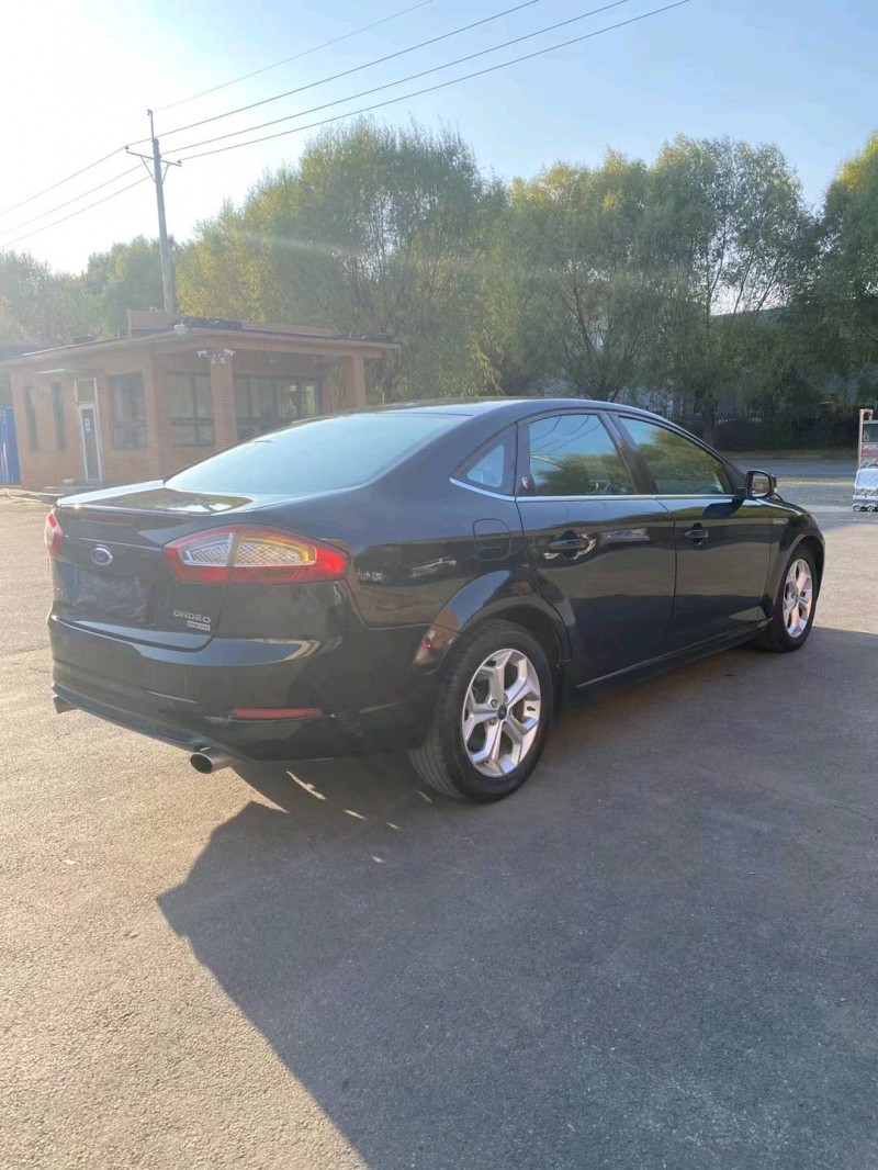 沈阳12年福特蒙迪欧-致胜4