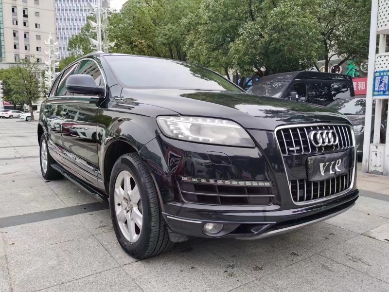 常州13年奥迪Q77
