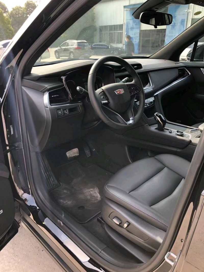 北京22年凯迪拉克XT64