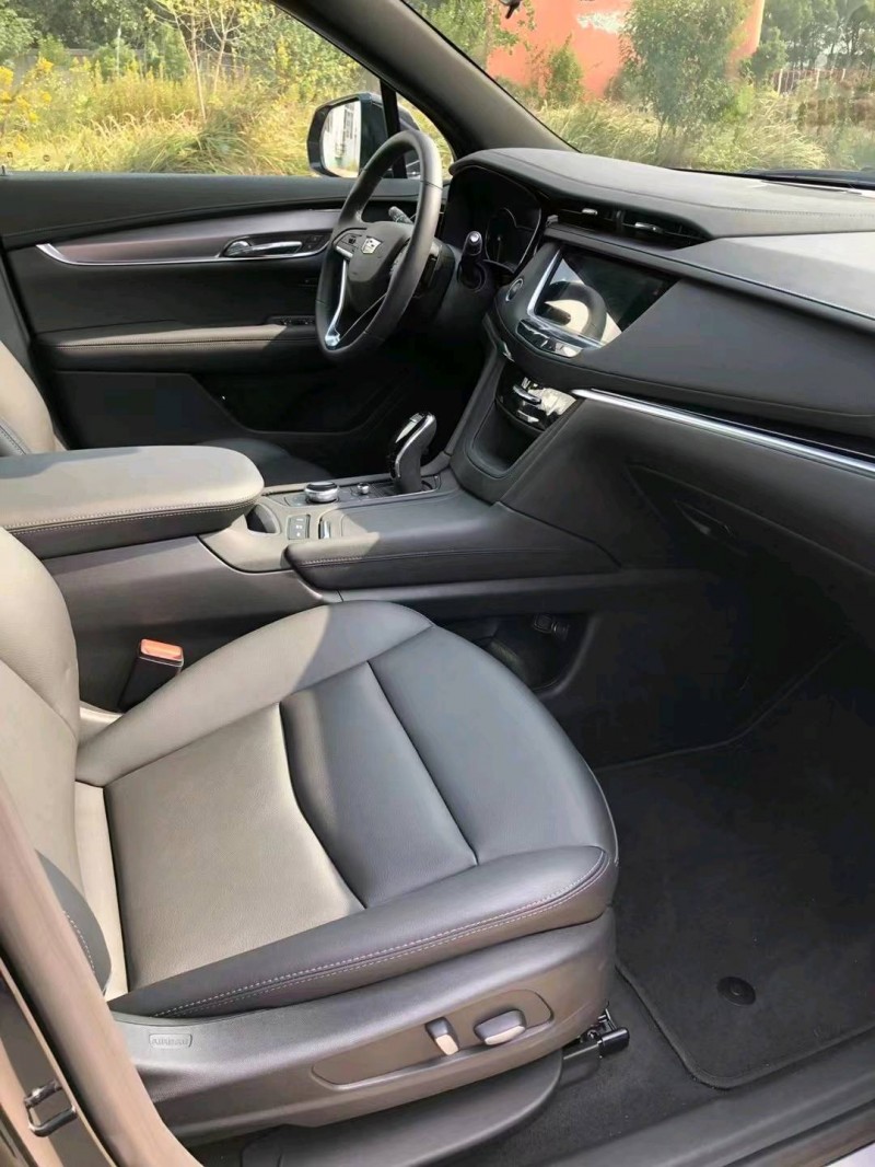 北京22年凯迪拉克XT66