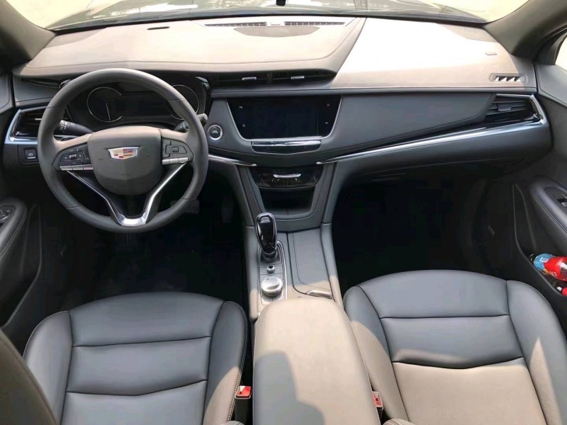 北京22年凯迪拉克XT68