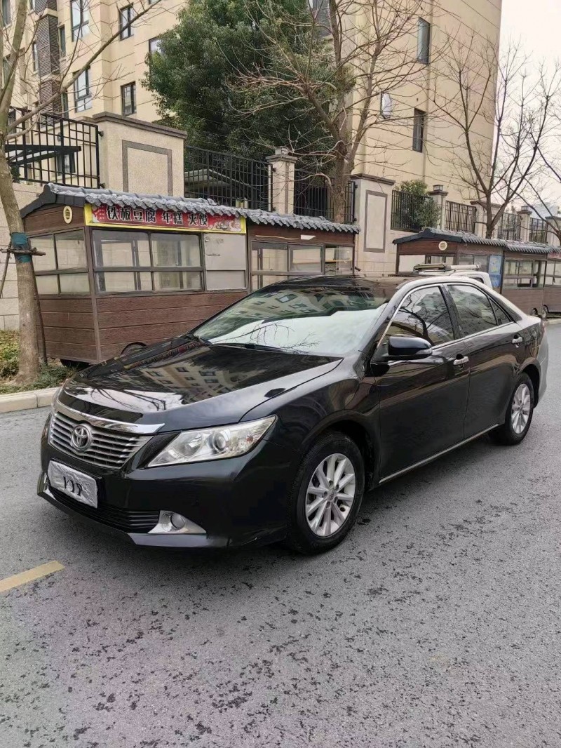 淮南13年丰田凯美瑞2