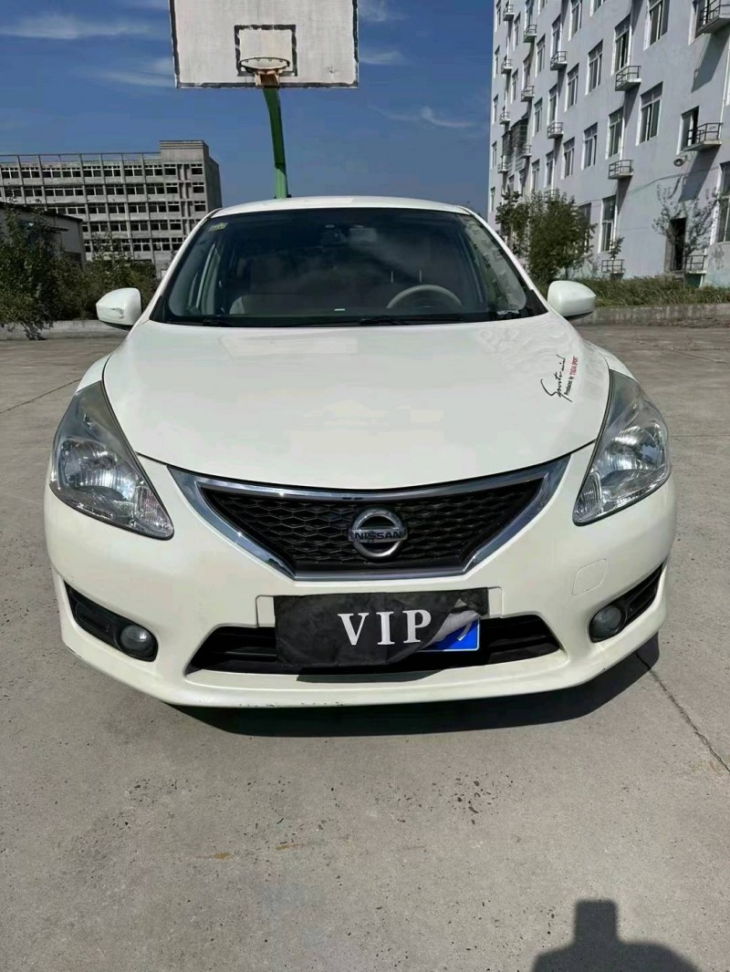 北京13年日产骐达4