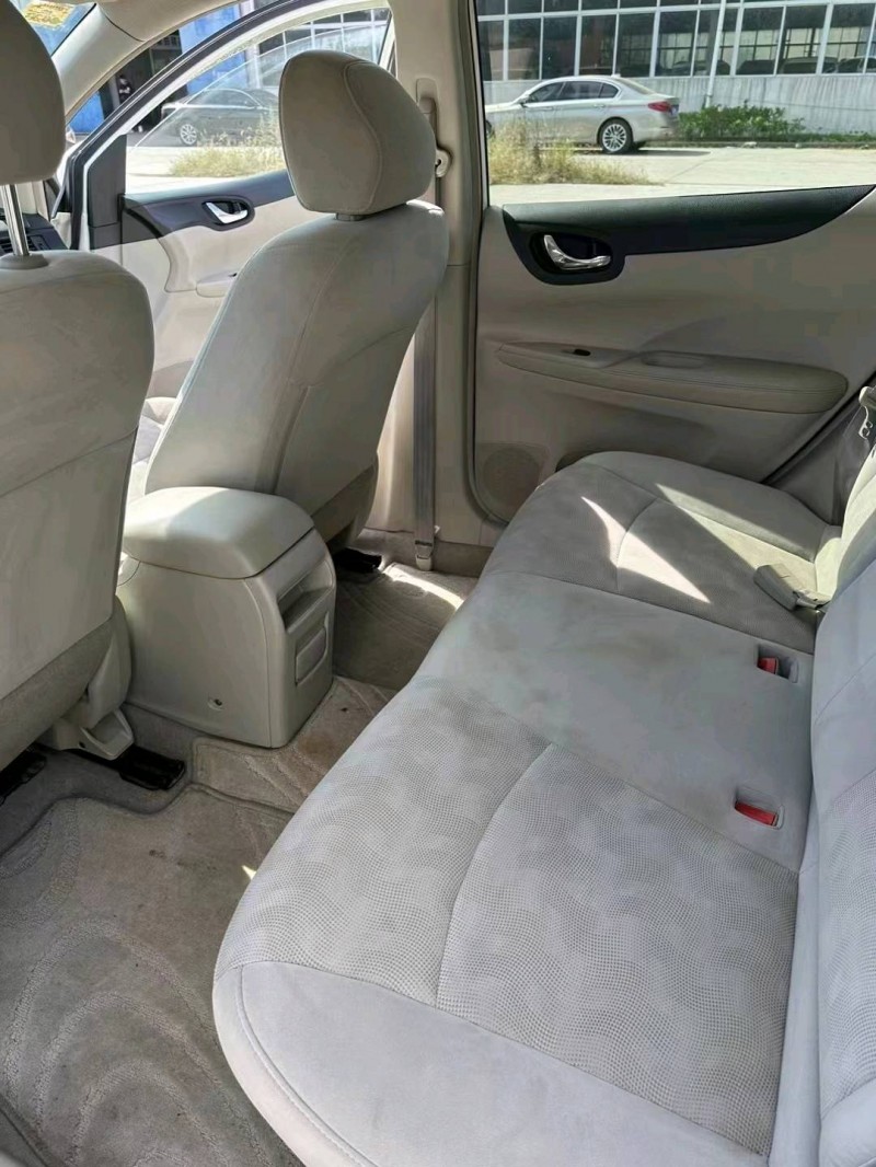 北京13年日产骐达6