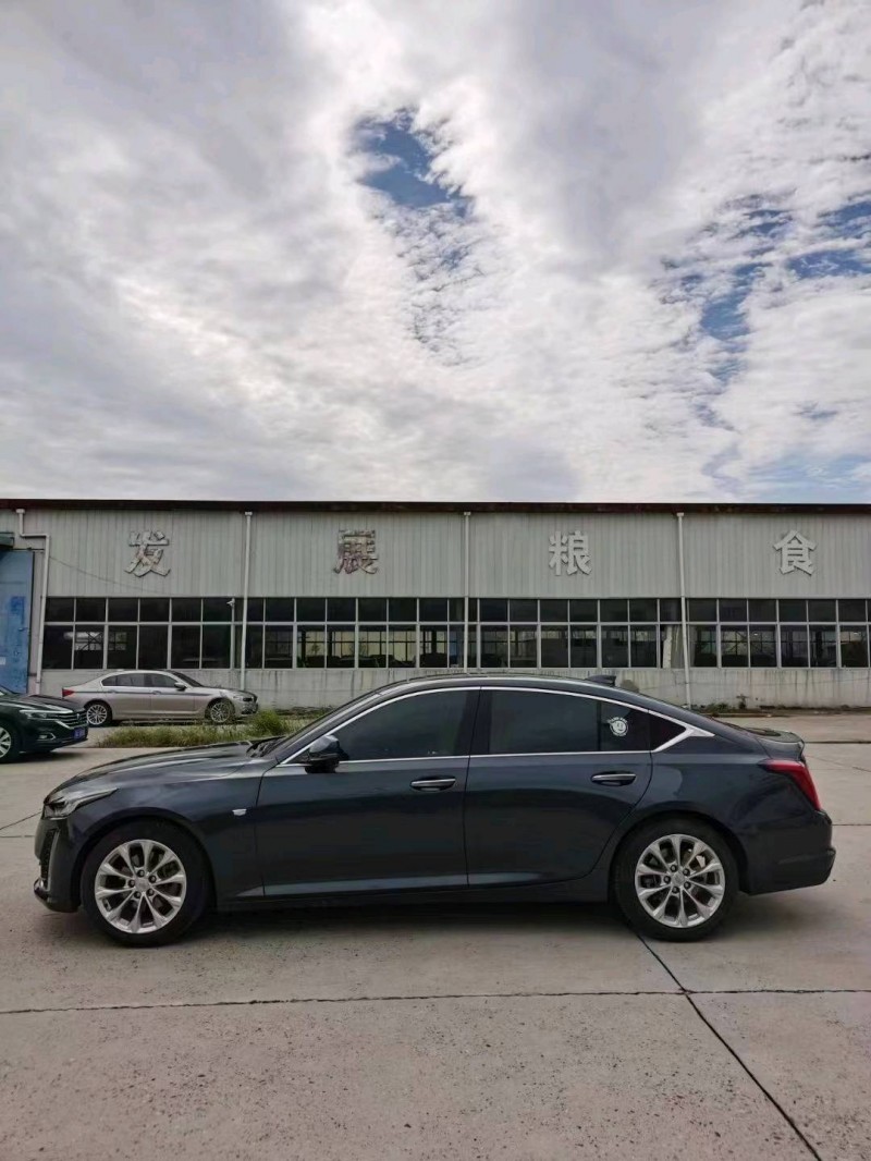 北京21年凯迪拉克CT54