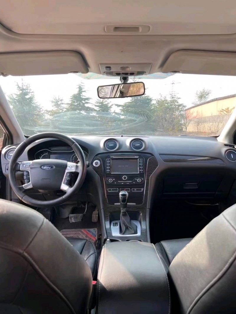 济南12年福特蒙迪欧6