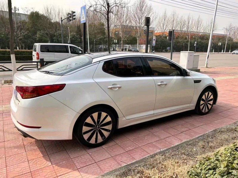 淮南12年起亚K55