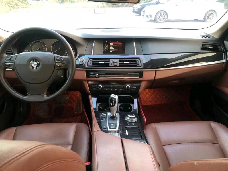 北京16年宝马5系6