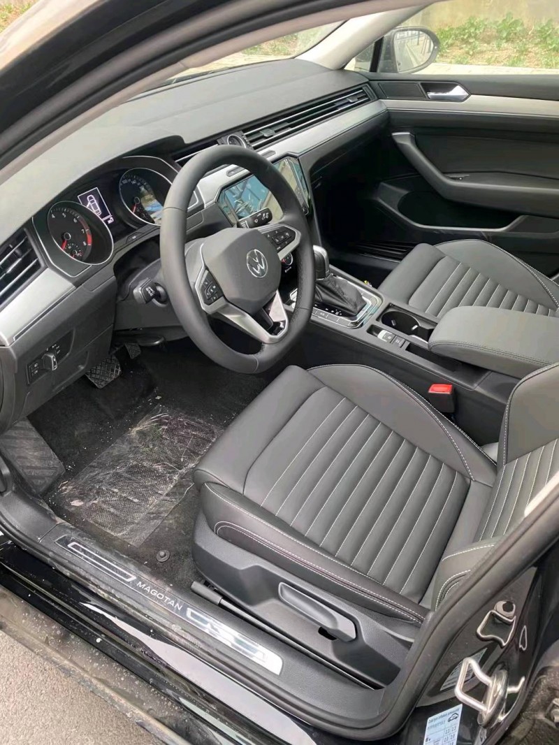 淮南22年大众迈腾8