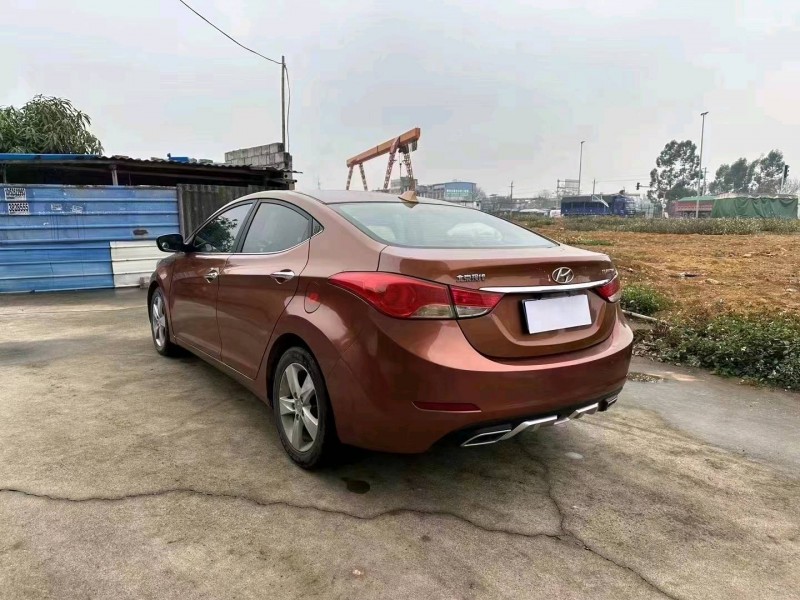 邯郸12年现代朗动4