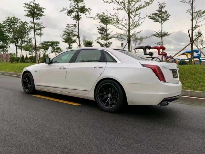 珠海17年凯迪拉克CT62