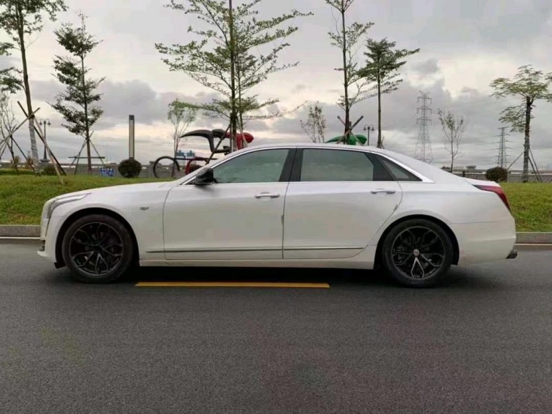 珠海17年凯迪拉克CT66