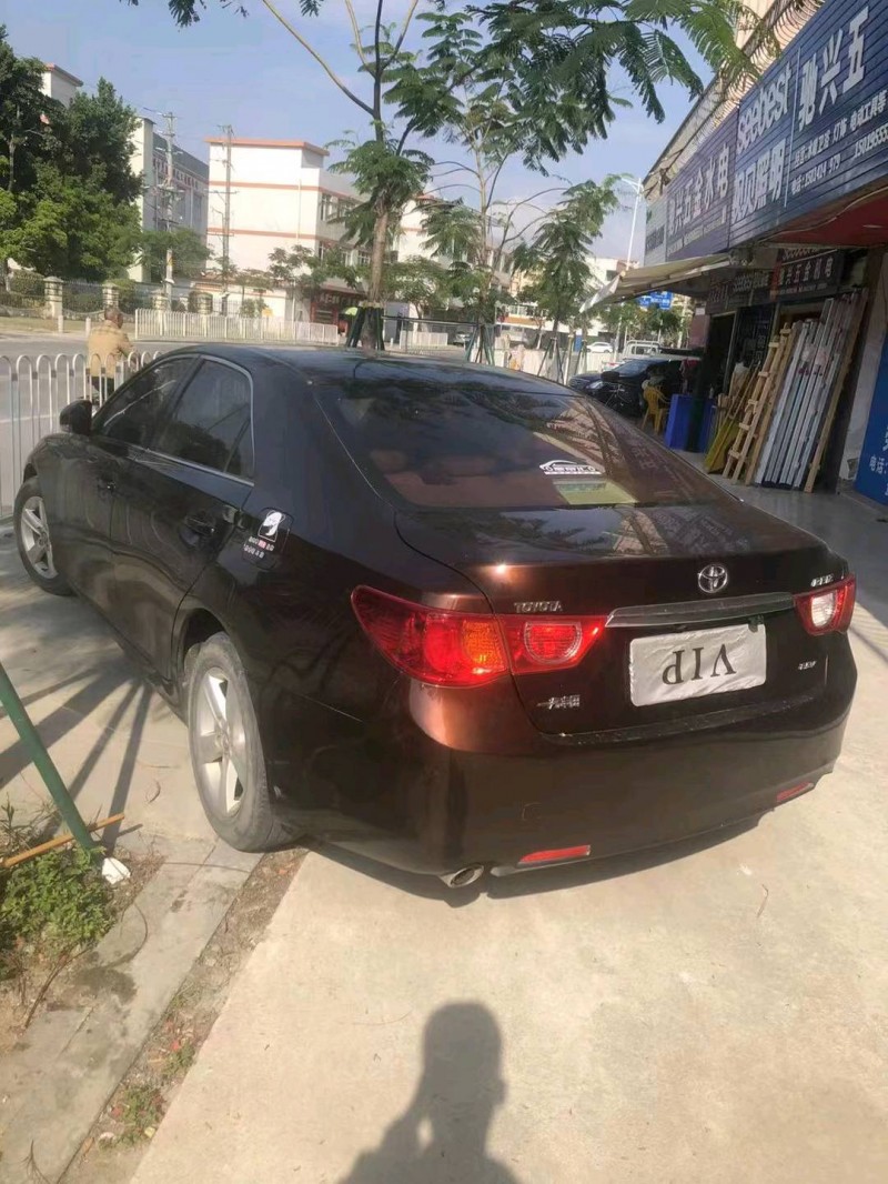 珠海12年丰田锐志2