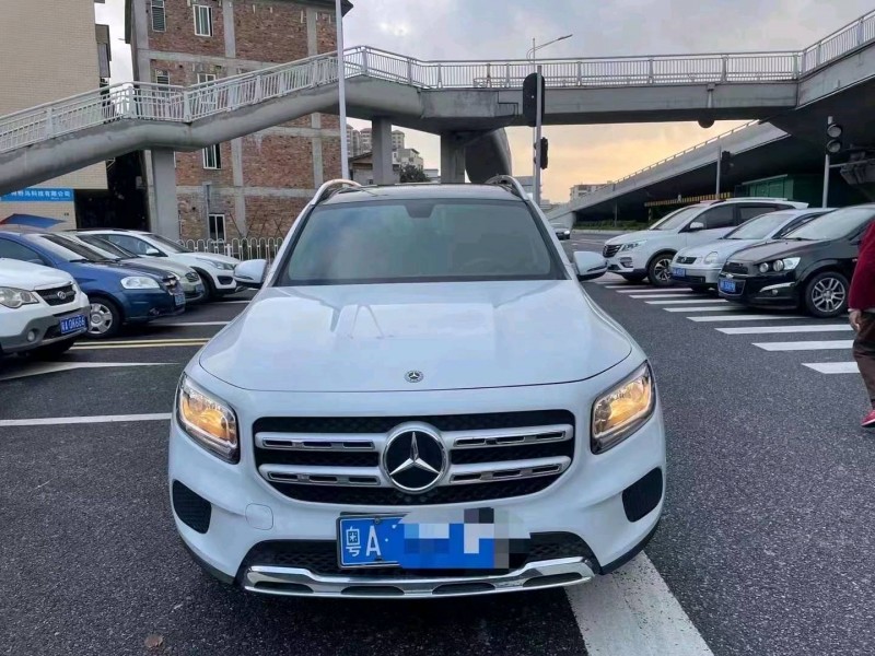 珠海21年奔驰GLB1