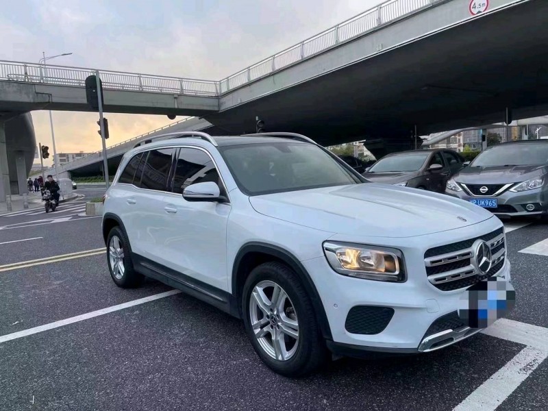 珠海21年奔驰GLB3