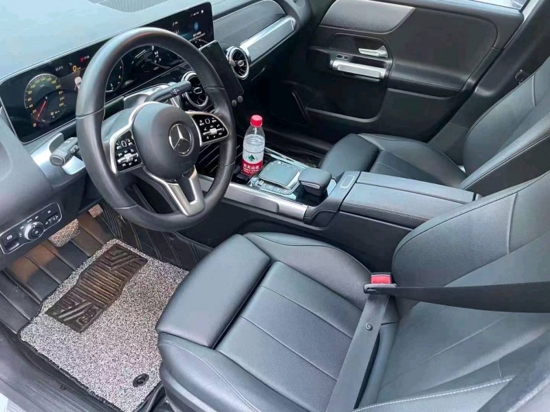 珠海21年奔驰GLB8