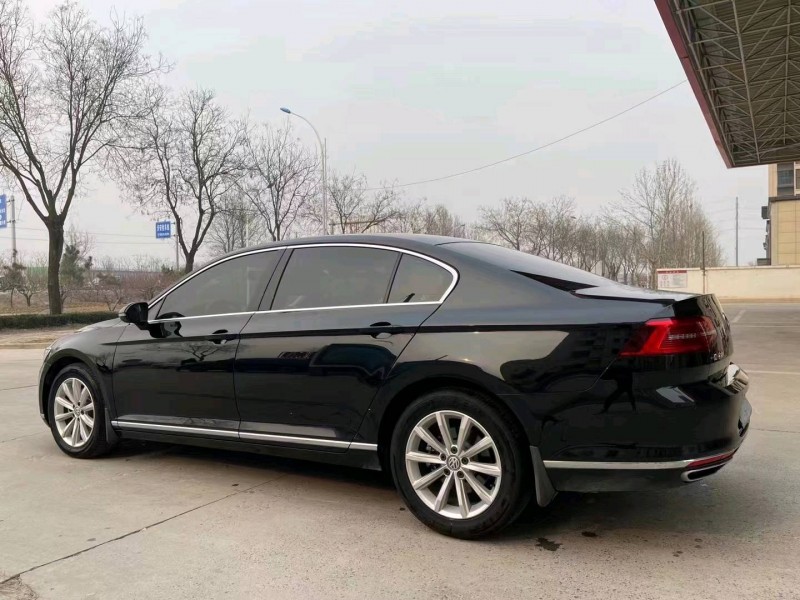 邯郸19年大众迈腾1