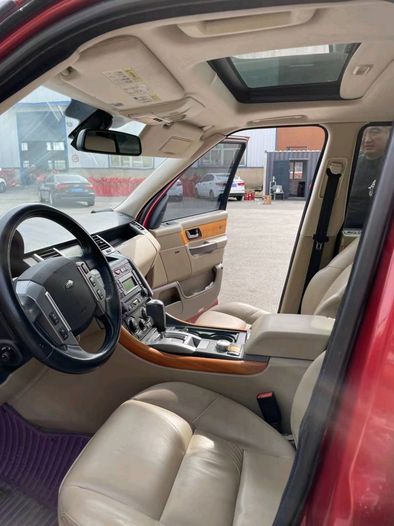 沈阳10年路虎揽胜运动8